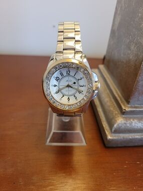 Brand New Silver ACO Quartz Women's Watch with Crystal Accents